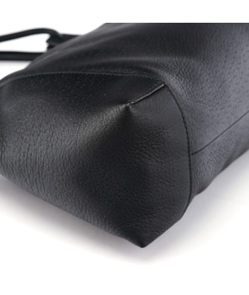 2003 Black Leather Hobo Shoulder Bag votre