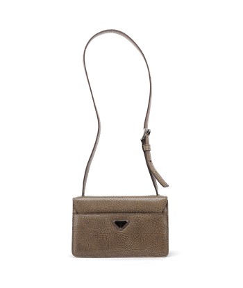 Beige Lama Leather Shoulder Bag ouvre sa boutique