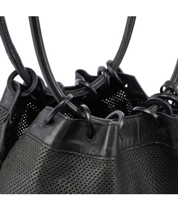 Black Leather Perforated Shoulder Bag Par le système avancé 