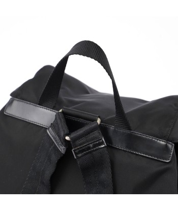 Prada Black Back Pack s'inspire de l'anatomie humaine