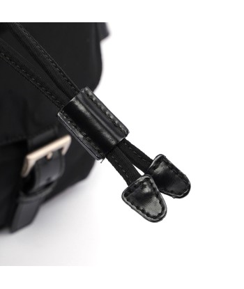 Prada Black Back Pack s'inspire de l'anatomie humaine