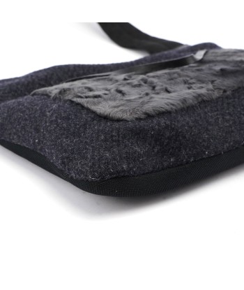 Anthracite Fur Wool Shoulder Bag Comparez plus de prix