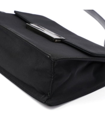 Black Nylon Buckle Shoulder Bag chez Cornerstreet bien 