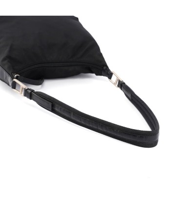 Black Tessuto Shoulder Bag offre 