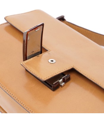 Beige Vitello Buckle Shoulder Bag chez Cornerstreet bien 