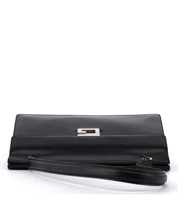 Black Leather Square G Shoulder Bag sur le site 