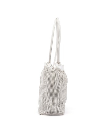 Beige Perforated Leather Drawstring Bag s'inspire de l'anatomie humaine