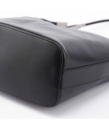 Black Leather Shoulder Bag ou a consommer sur place