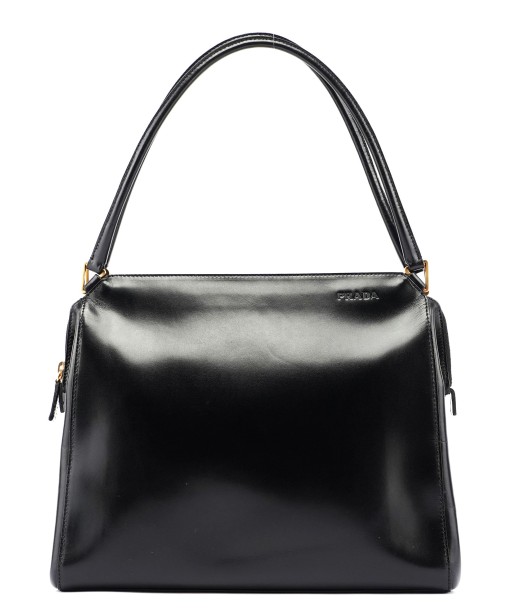 Black Vitello Chic Shoulder Bag ou a consommer sur place