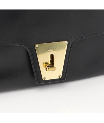 Black Calfskin Buckle Closure Bag Comment ça marche