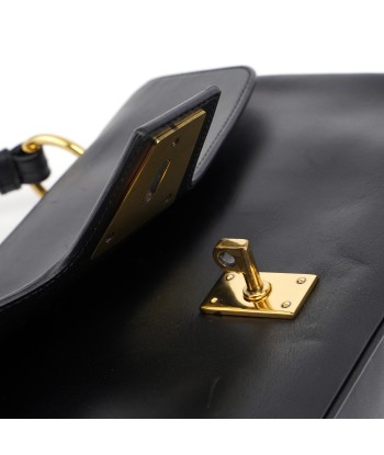 Black Calfskin Buckle Closure Bag Comment ça marche